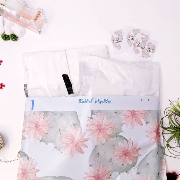 Flowering Cactus Poly Mailers 10x13 Pack of 25 - Picture 2 of 5